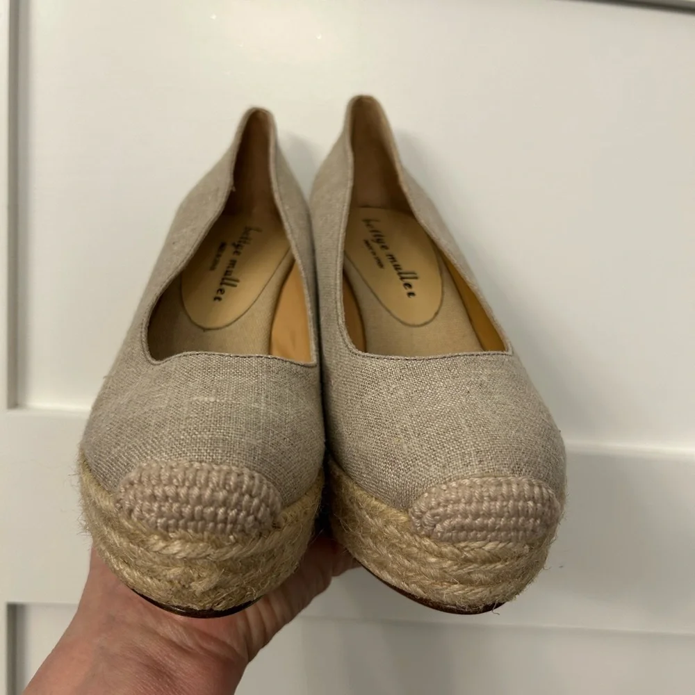 Bettye Muller Canvas Wedge Espadrille Size 37